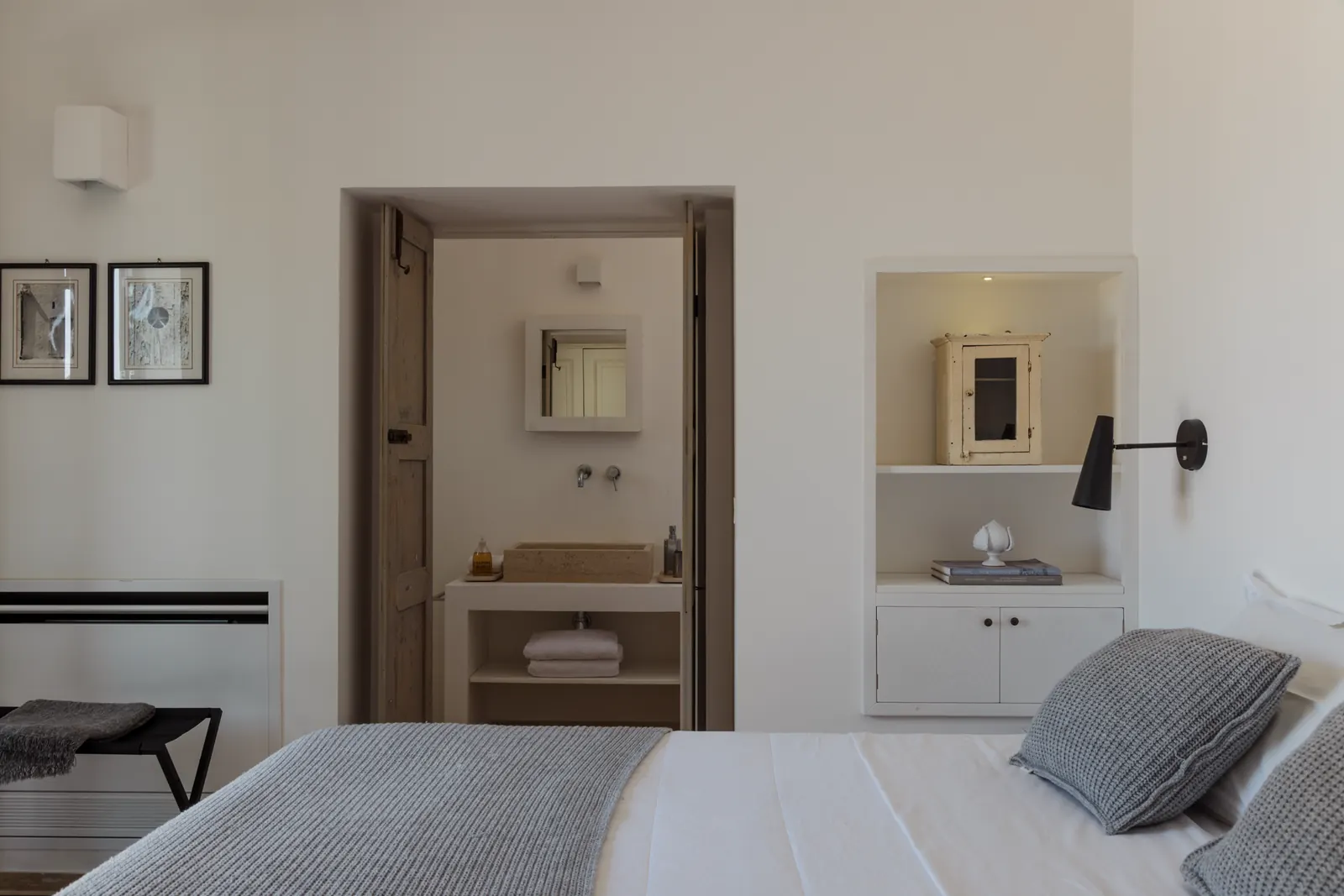 Bedroom with its own bathroom