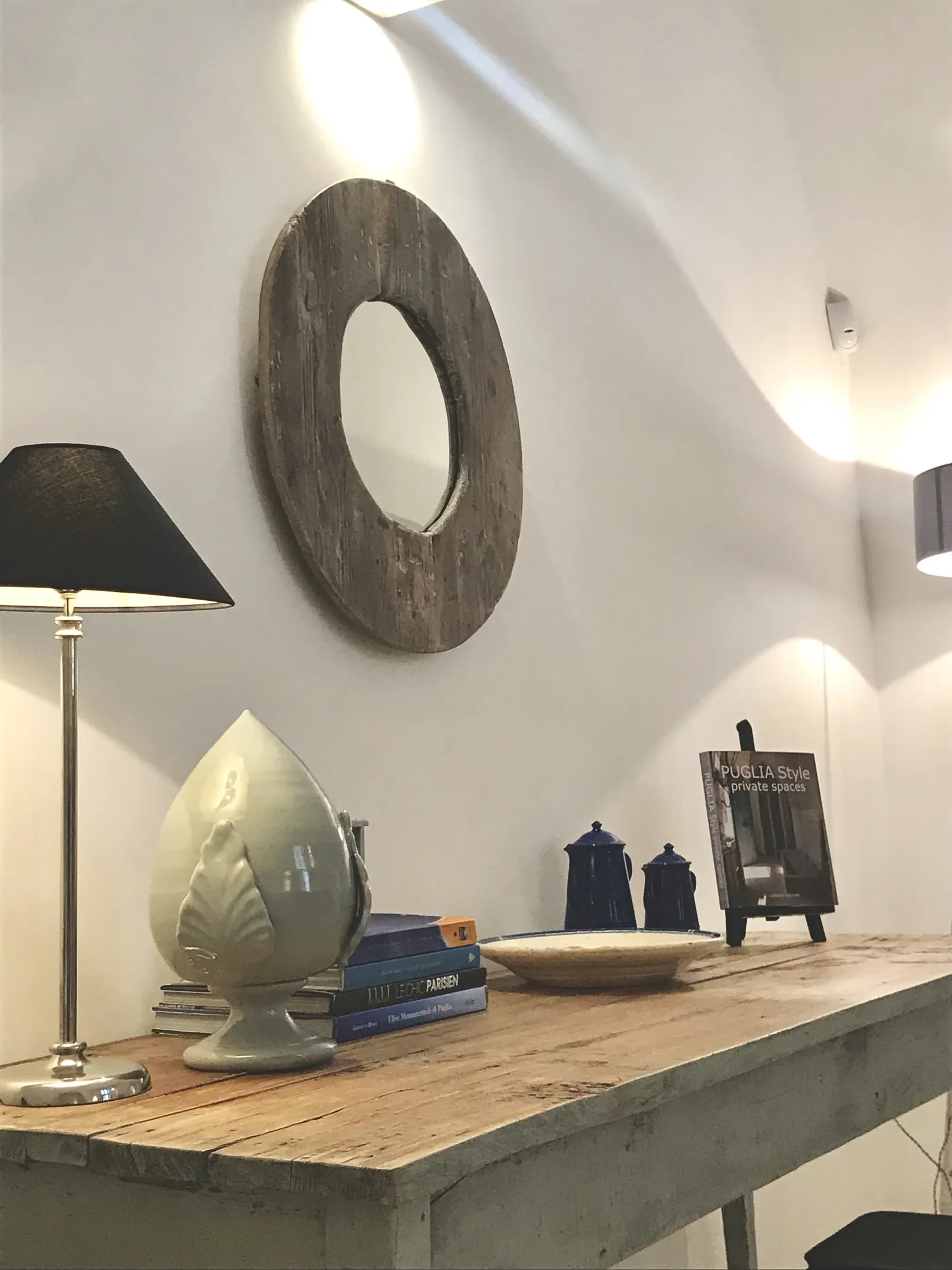 Mirror and ceramic ornaments